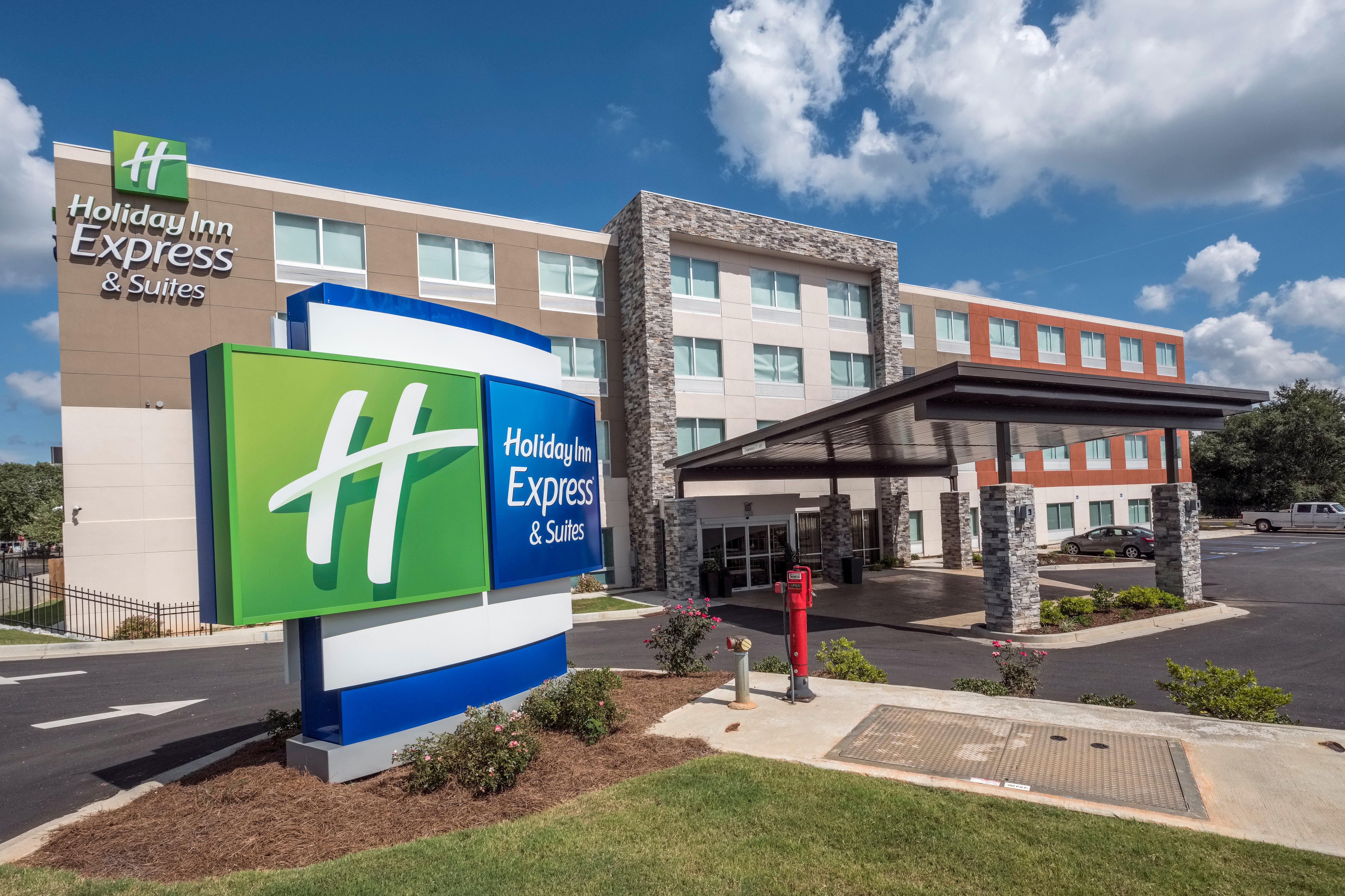 Holiday Inn Express & Suites - Commerce By Ihg Eksteriør billede