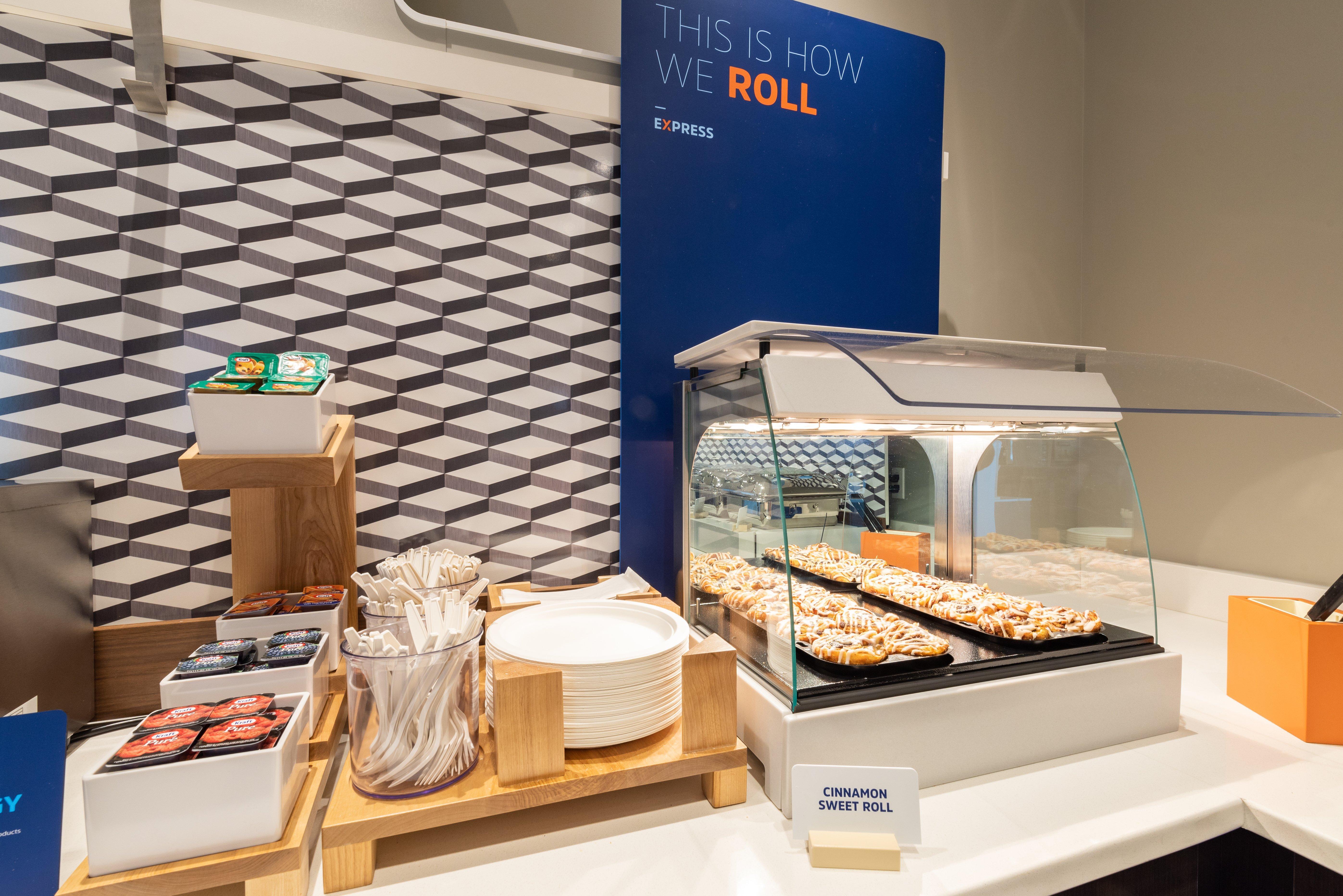 Holiday Inn Express & Suites - Commerce By Ihg Eksteriør billede